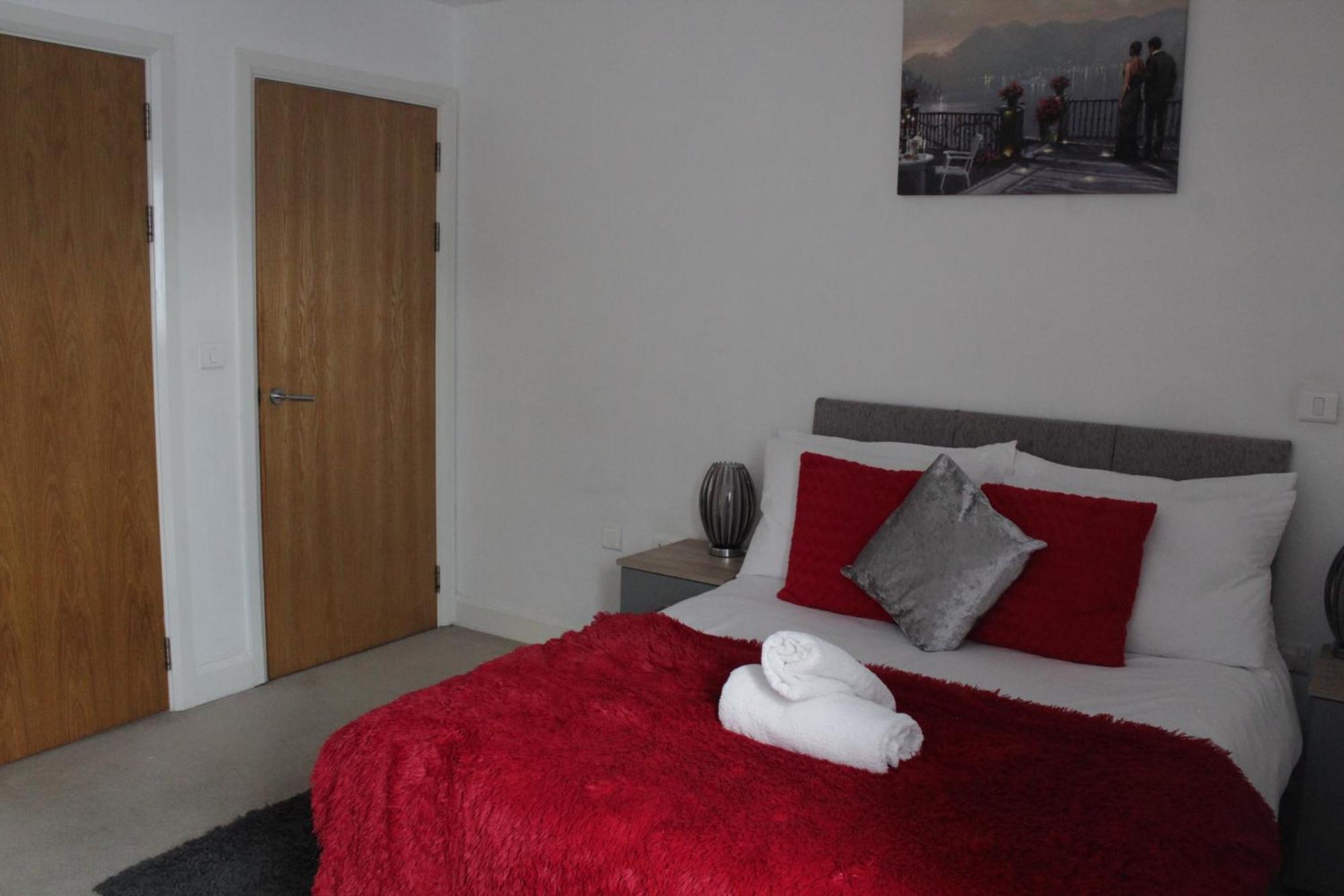 Apartment 2 Bedroom Luxury Centre *